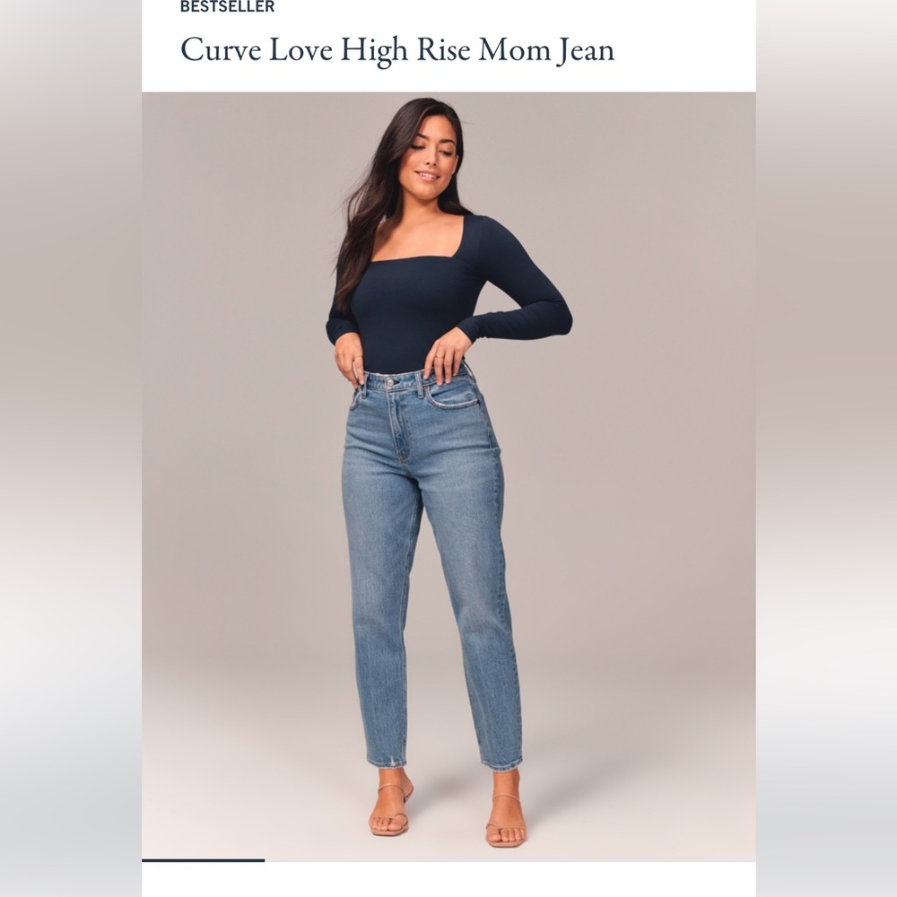 Abercrombie & Fitch “The Mom High Rise” Jean Curve Love - Black